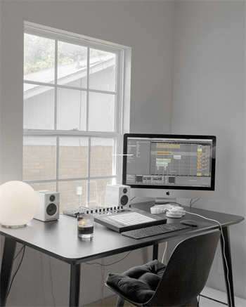 【发质受损怎么办？5分钟速效修复秘籍！】怎样快速修复受损烫发 第1张